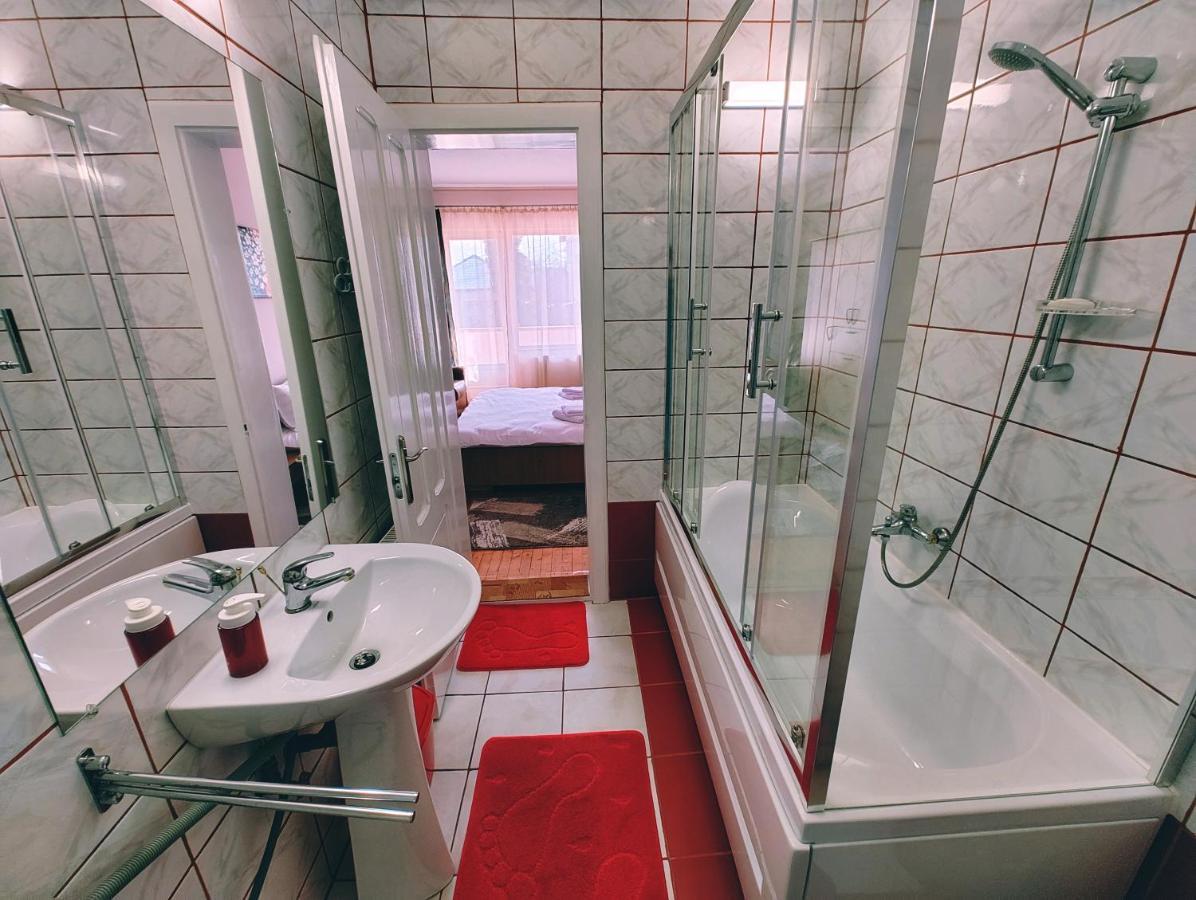 Ten'S Apartment - Spatios Si Linistit Kaloşvar Dış mekan fotoğraf