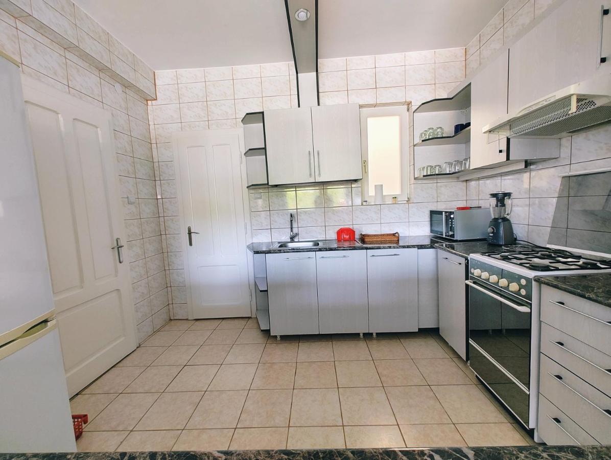 Ten'S Apartment - Spatios Si Linistit Kaloşvar Dış mekan fotoğraf