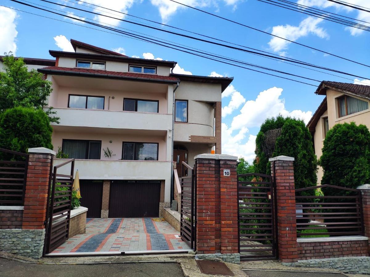 Ten'S Apartment - Spatios Si Linistit Kaloşvar Dış mekan fotoğraf